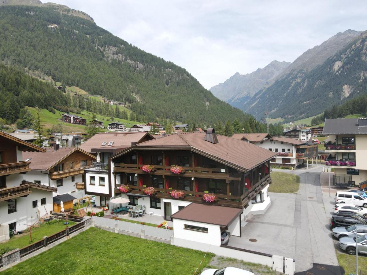 Hotel Garni Maria Theresia Sölden Dış mekan fotoğraf