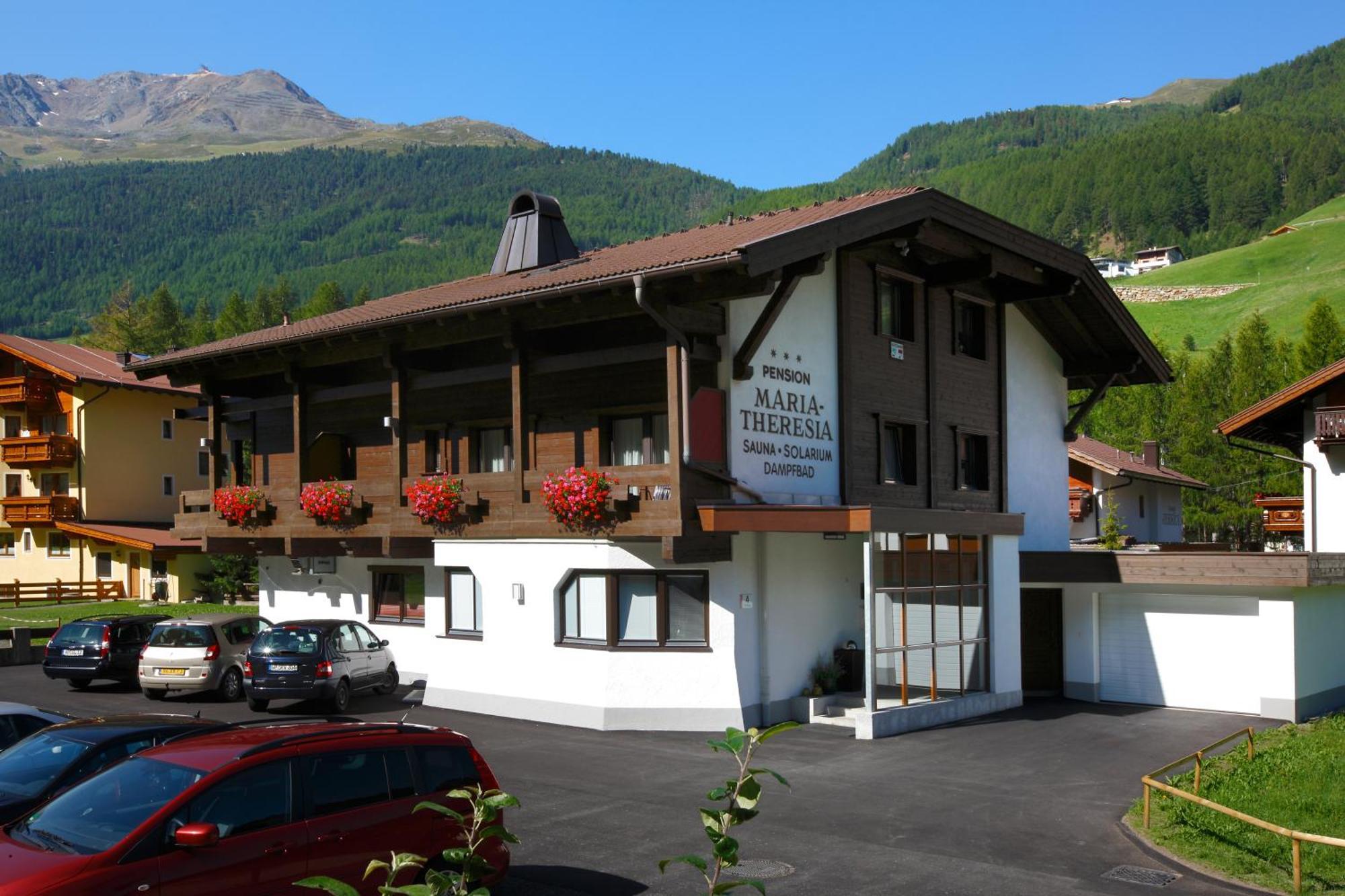 Hotel Garni Maria Theresia Sölden Dış mekan fotoğraf